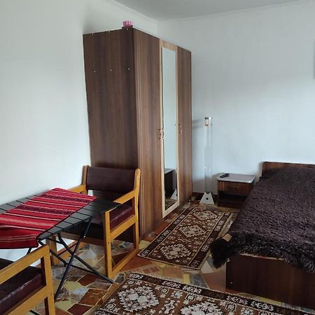 Hotel Casa Irilen Mînăstirea Humorului Exteriér fotografie