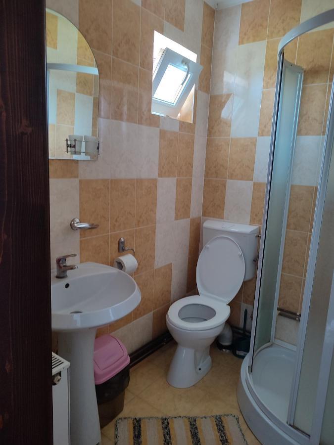 Hotel Casa Irilen Mînăstirea Humorului Exteriér fotografie